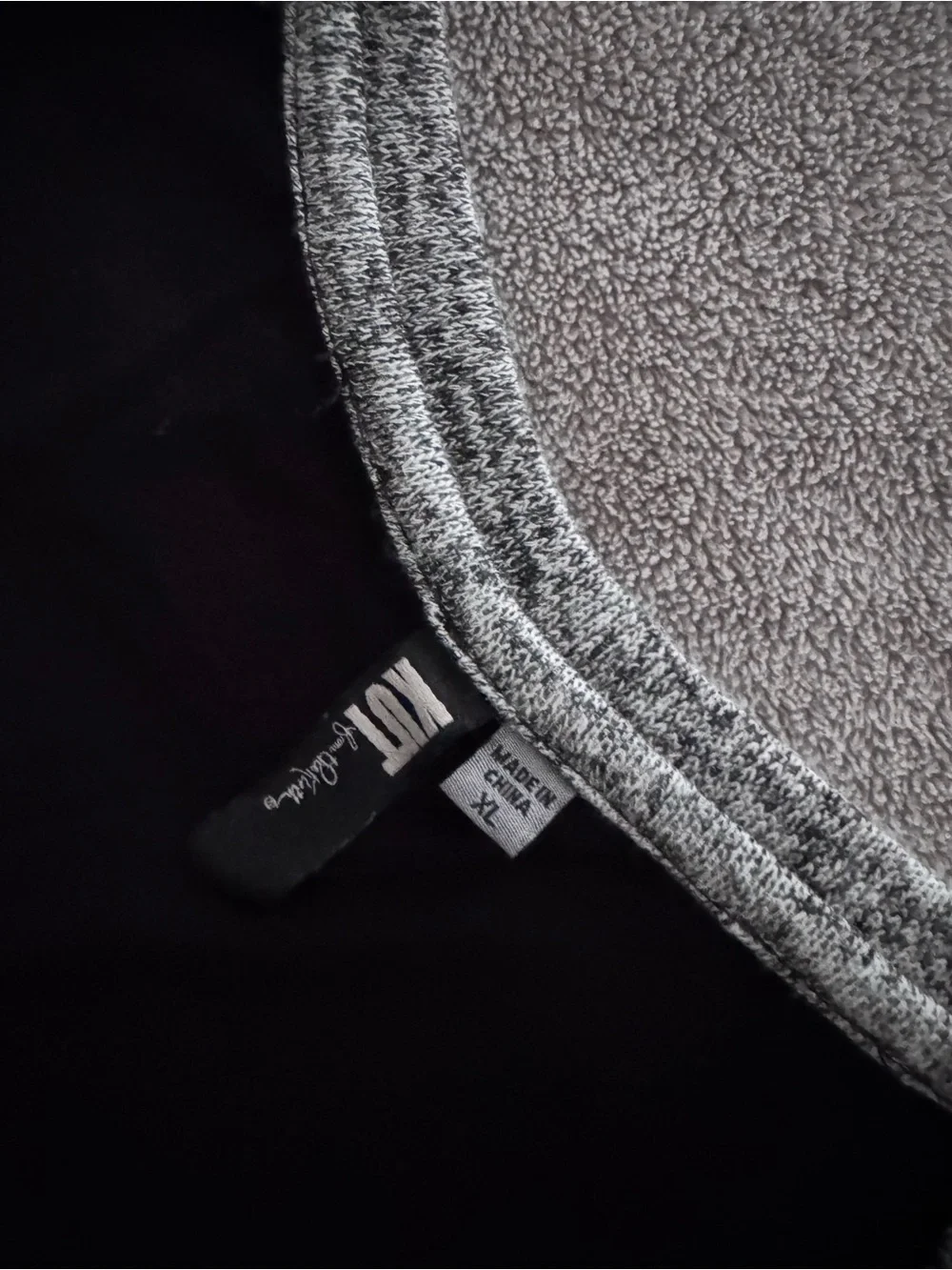 N/A soft raglan